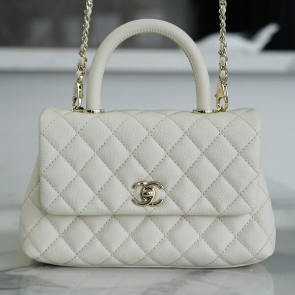 CHANEL CoCo handle
